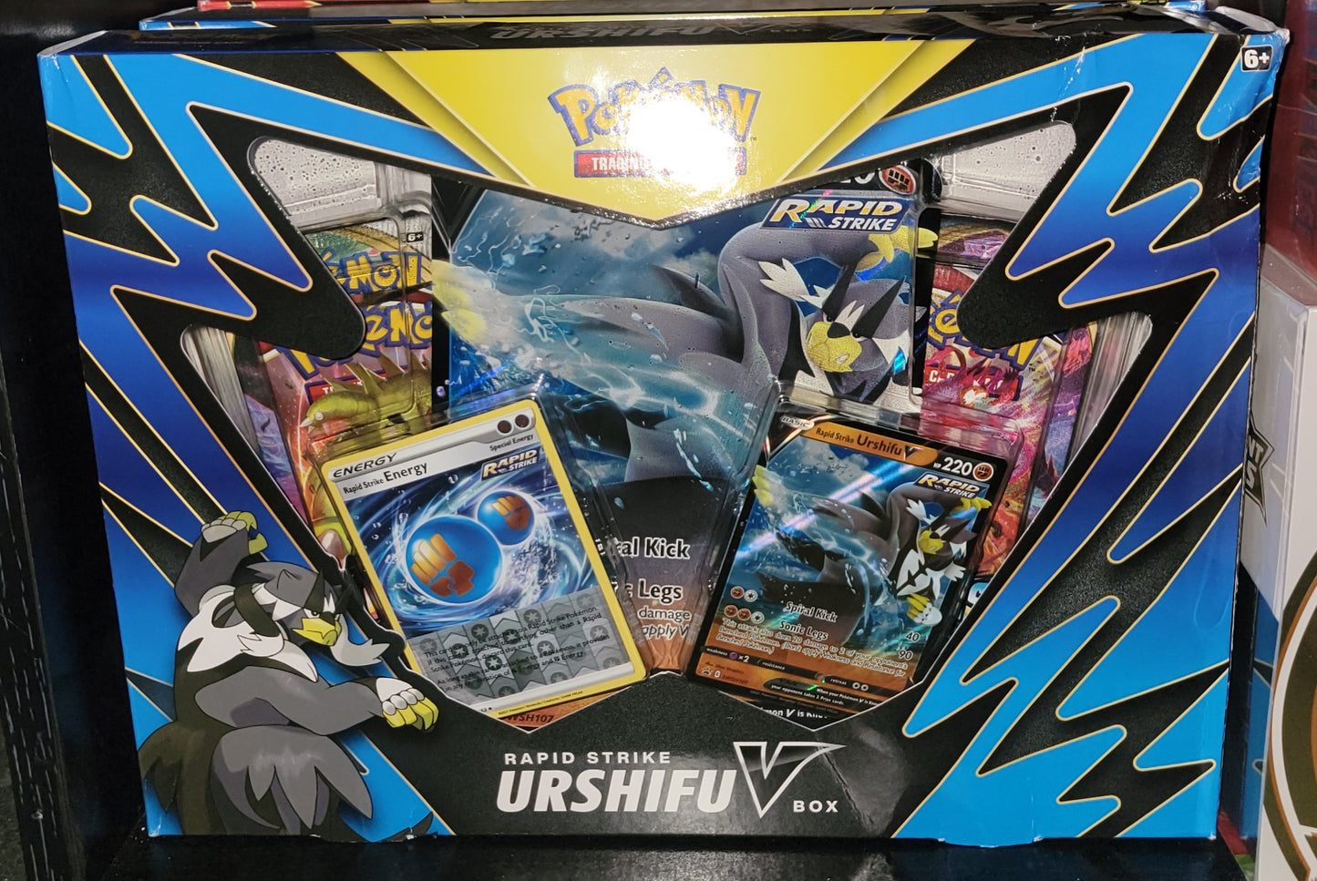 Pokémon Rapid Strike Urshifu V Box